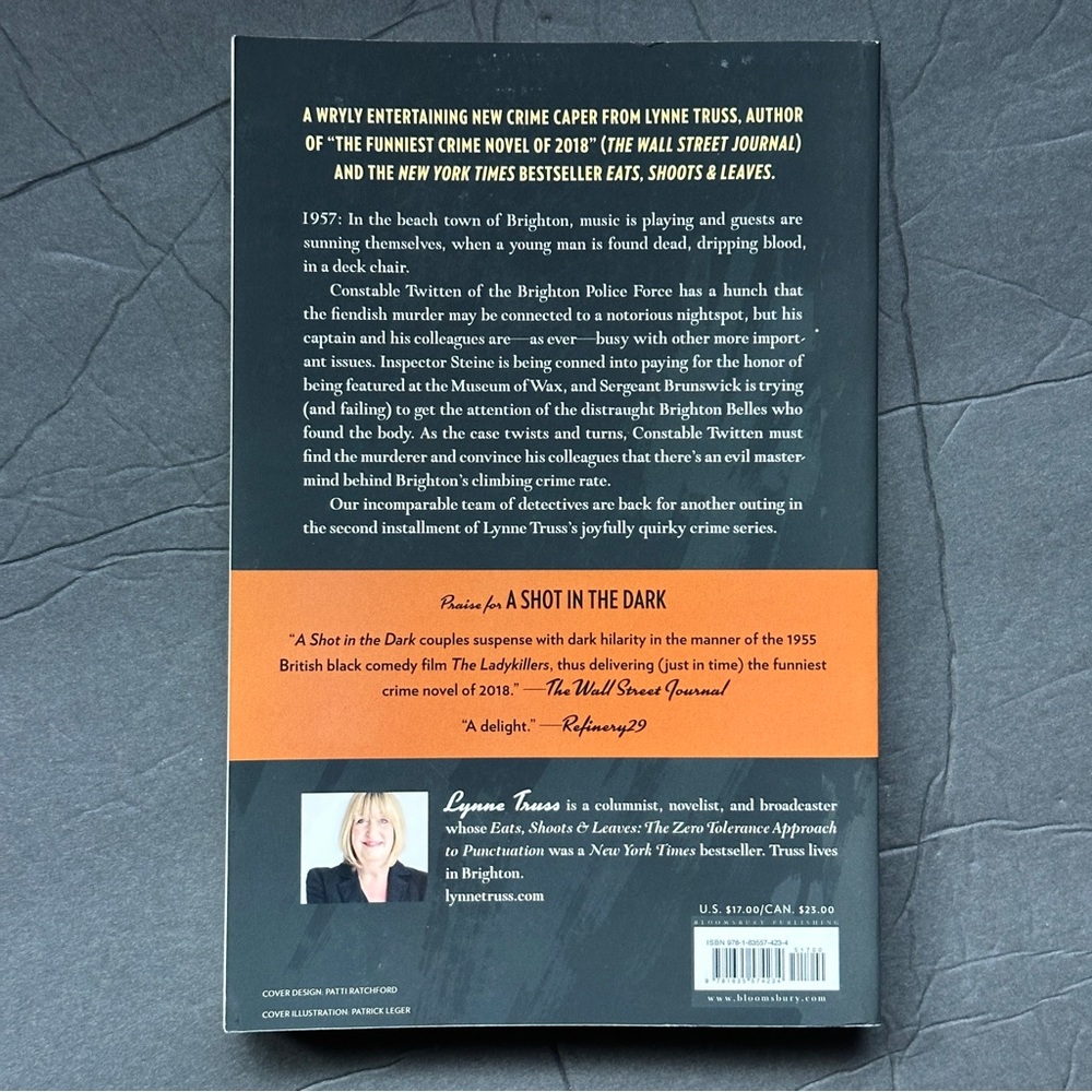 The Man That Got Away by Lynne Truss | Fiction, Mystery | Paperback Book - Picture 2 of 7